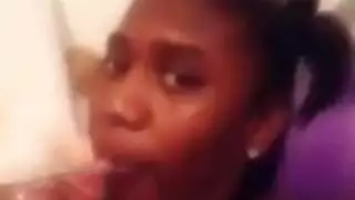 العاهرة الكورية تحب أن تُضاجع بقوة بواسطة قضيب أسود ضخم