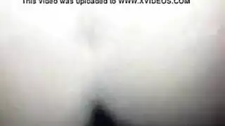 ثنائي جامح: فتاتان ووحش في فيلم إباحي صريح