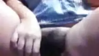 سمراء مثيرة تحصل على قذف على وجهها من قضيب كبير