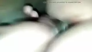 جلسة تقبيل غير مقتطعة: قبلات مبلولة ومداعبة