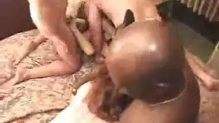 مشهد صريح: رجال الجيش المسيطرون يأخذون زمام الأمور