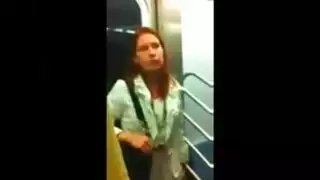 عاهرة تنيكها رجل عاري مخمور في الحمام