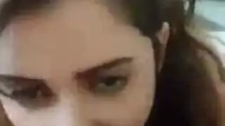 قضيب عربي في فمها: شرموطة مصرية خبيرة في المص المثير