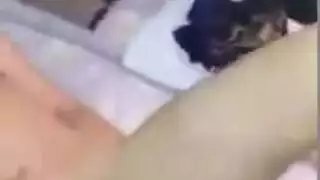 ثنائي عاهر يتناوب على ركوب قضيب صلب