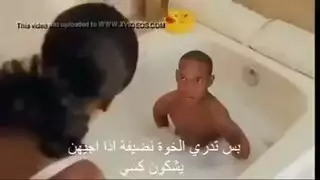 مشاهد جنس مضحكة: مترجمة لمتعتك
