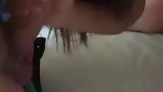 إيفا تعطي مصاً ثم تُضاجع بقوة من المالك في فيلم إباحي بالمكتب