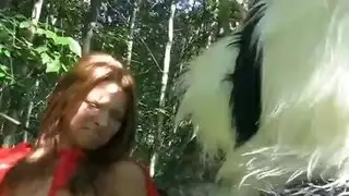 رفيق بدائي: تداعي جماعي على الطريقة الحيوانية الوحشية