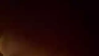 عاهرة ناضجة تظهر فرجها الناعم الشبابي