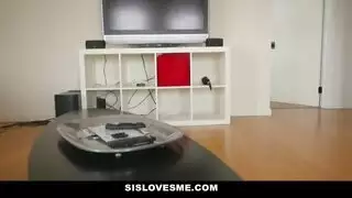 جلسة نيك أخوية: اختراق عميق وأنين عالي