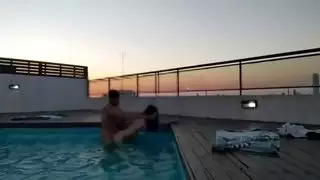 اليوغا تعري حمامات الشمس