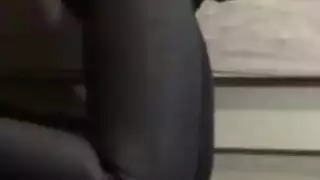 حركة بنات عم إباحية: هؤلاء البنات يفتحن أرجلهن ويتأوهن للمزيد