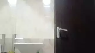 جنس شرجي مزدوج مع ملكة الإغراء المصرية سما