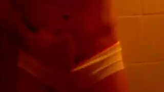 صور إباحية متحركة: لعب شرجي صريح وسحاق