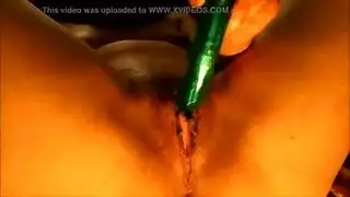 مجموعة صور عارية: صور جنسية صريحة للبالغين