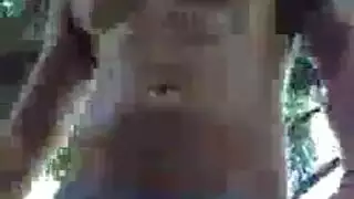 ذكور مهيمنة ذات أعضاء كبيرة تناوب على نيك عاهرتين متحمستين