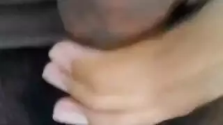 قضيب ضخم قاس مراهق يستمني وينفجر بحمولة ضخمة