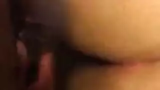 شقراء تتعرض للعق من قبل أسود في ثلاثي مثير