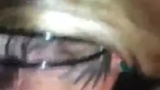 جلسة حلق عميق مع قضيب قاسٍ قبل البث