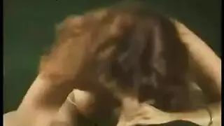 مص قضيب صلب: أم وعصا لحم صلبة