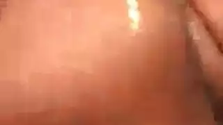 ممارسة جنس قاسية مع فرج صغير ضيق