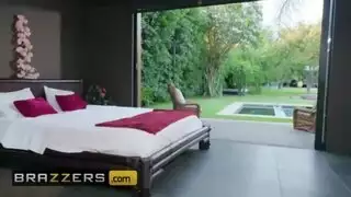 تقبيلات بين الابن ومرات عمة