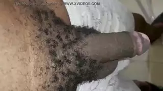 إفراط في الدش الذهبي حفلة جنس عربية مع تبول