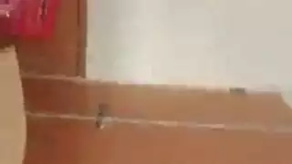 مص مزدوج من الأختين غير الشقيقتين لأخيهما المثار