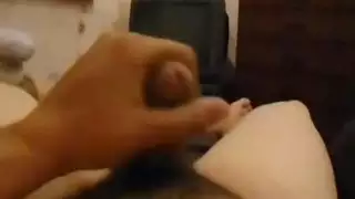 العادة السرية حتى القذف منظر قضيبي من منظور الشخص الأول