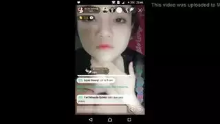 في سن المراهقة لطيف وكتكوت في سن المراهقة