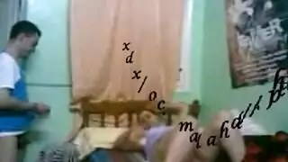 سكس مصري نيك الاخ ينيك الاخت امام امه وبينيك امه