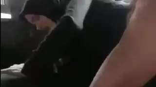 لقاء سري صريح لأخت محجبة