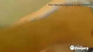 شقراء هاوية تأخذ جنس فموي عنيف وضرب شرجي في مشهد صديقها الصريح