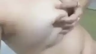 خيال الأم المحظور: مشهد إكس إكس إكس صريح