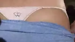 شقراء اللباس الداخلي يمسح واللباس الداخلي خرق