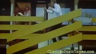 علاقة جماعية مع شقراوات مع جمهور متلصص